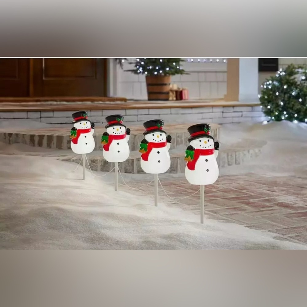Home accents Holiday Snowman Path Lights LED Battery Timer 4 Pack NEW!
